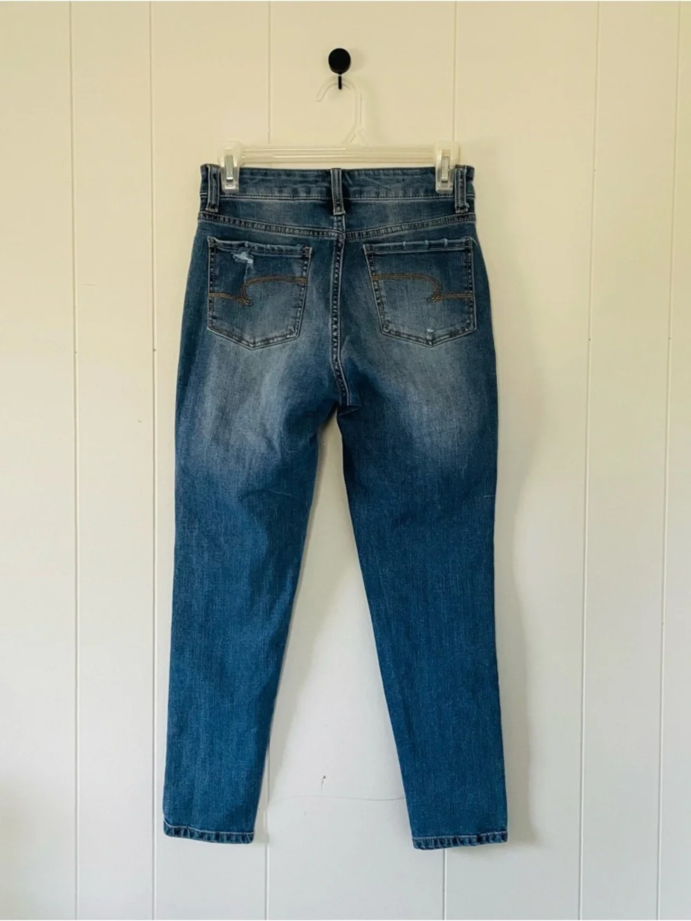 Time and Tru Women's Skinny Jeans in Medium Blue Wash
